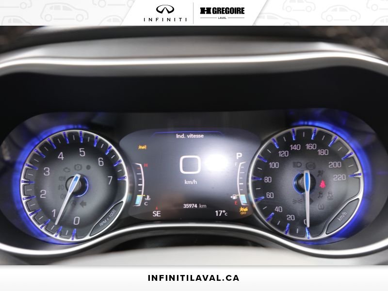 Chrysler Grand Caravan IT2572 | SXT CUIR MAGS CAMERA DE RECUL 2025 Laval - photo #16