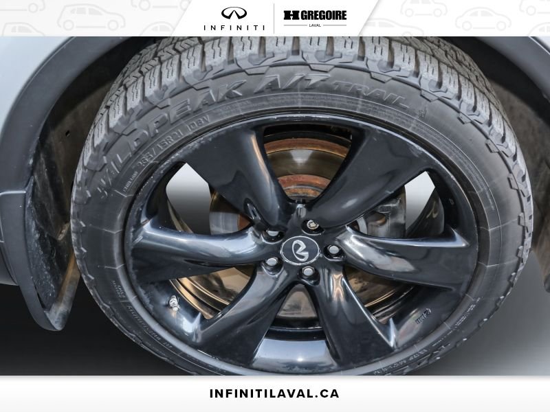 2017 Infiniti QX70 Saint-Eustache - photo #11