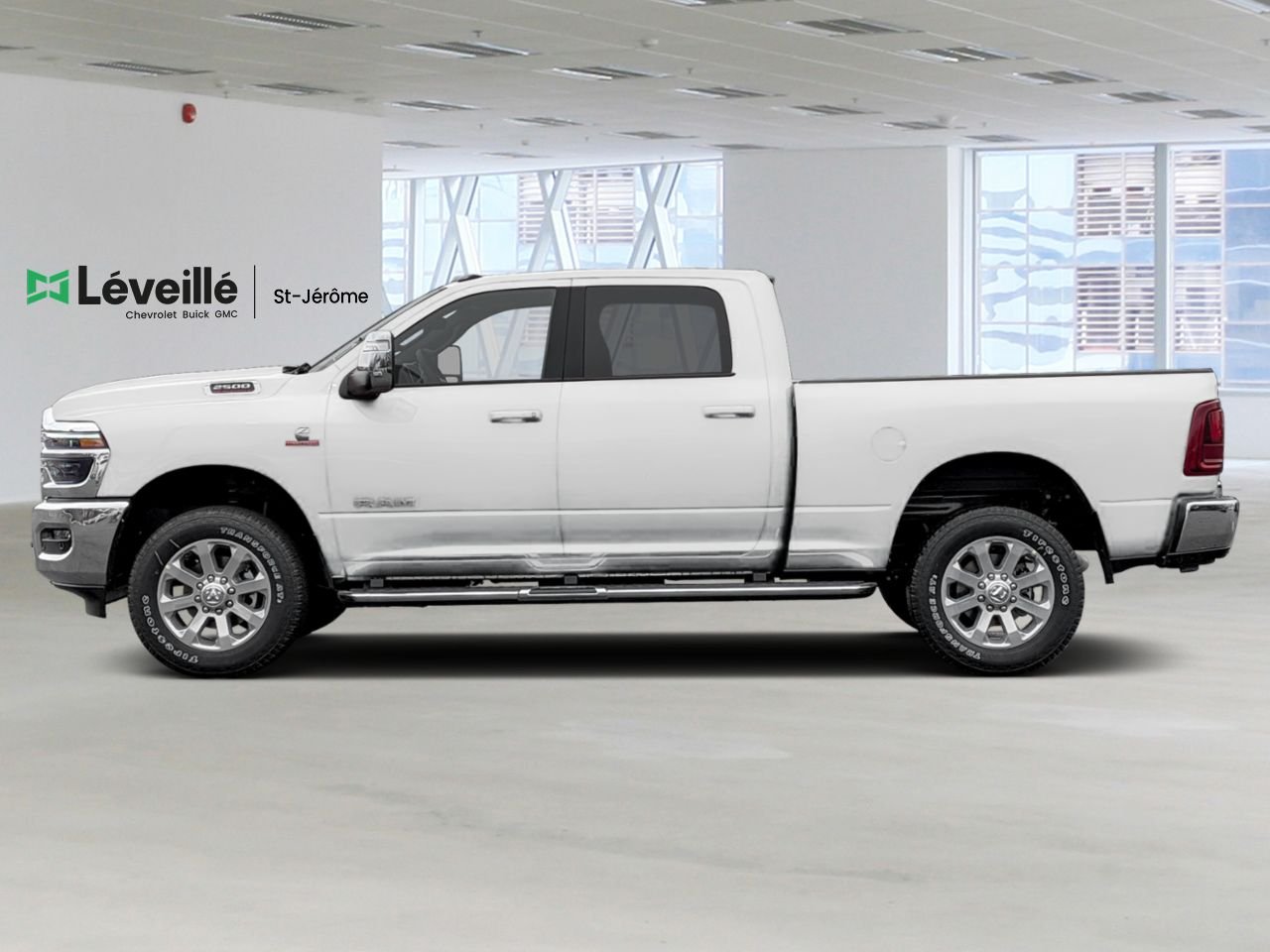 RAM 2500 LARAMIE 2026 Blanc éclatant Saint-Jérôme - photo #1
