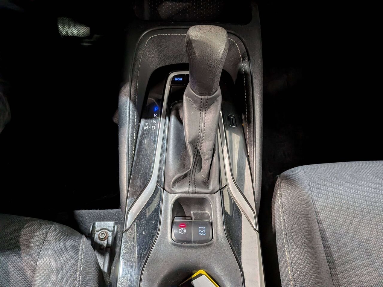 Toyota Corolla à hayon Manual 2019 Blanc Val-David - photo #24