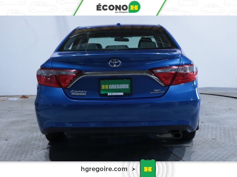 2016 Toyota Camry Blue Blainville - photo #6