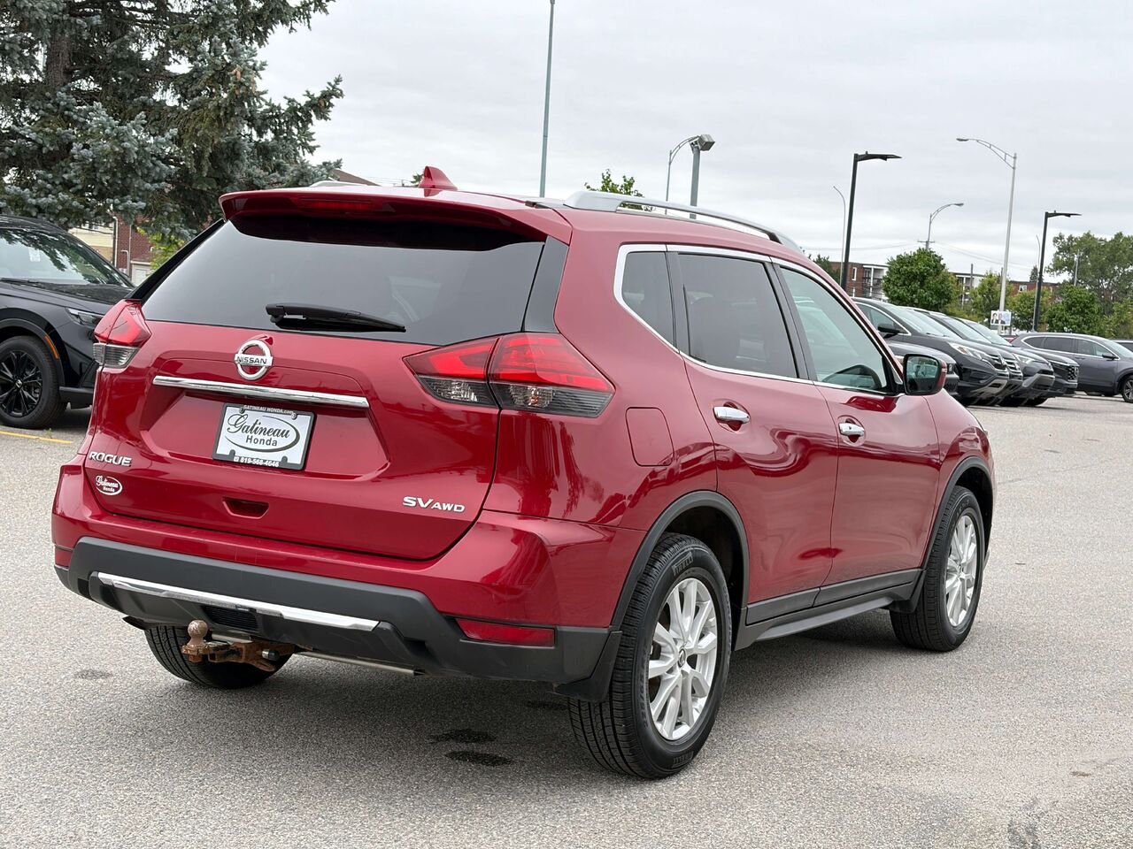 2017 Nissan Rogue SV Red Gatineau - photo #5