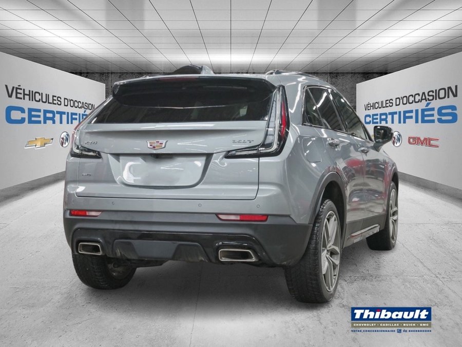 Cadillac XT4 SPORT AWD 2023 Argent silver métallisé