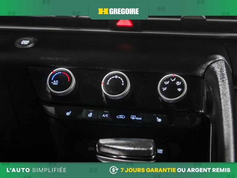 Hyundai Elantra 2022 Blanc Saint-Eustache - photo #23