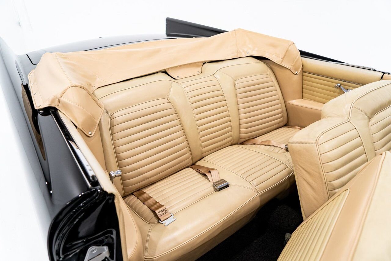 Chrysler 300C 1 of 474 convertibles produced **PRICE IN USD** 1957 Noir Montréal - photo #12
