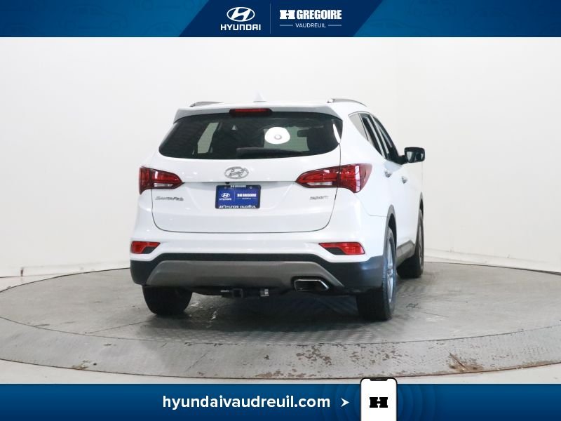 2018 Hyundai Santa Fe White Laval - photo #10
