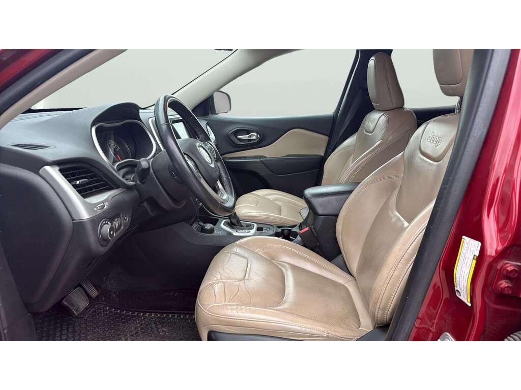 2016 Jeep Cherokee 4WD 4dr North Red Gatineau - photo #18