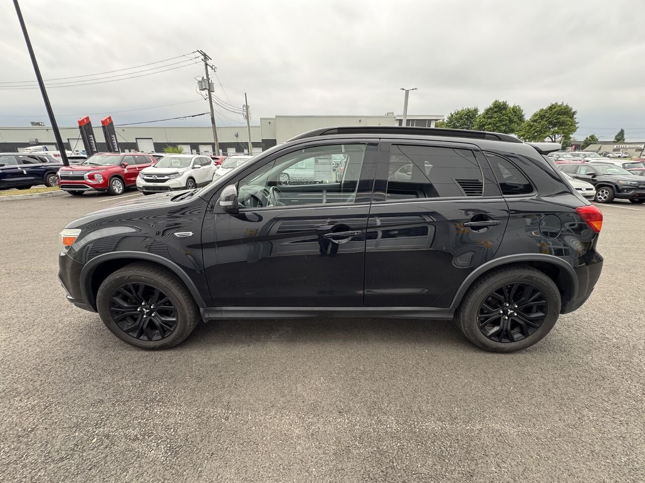 2019 Mitsubishi RVR Black Saint-Eustache - photo #1