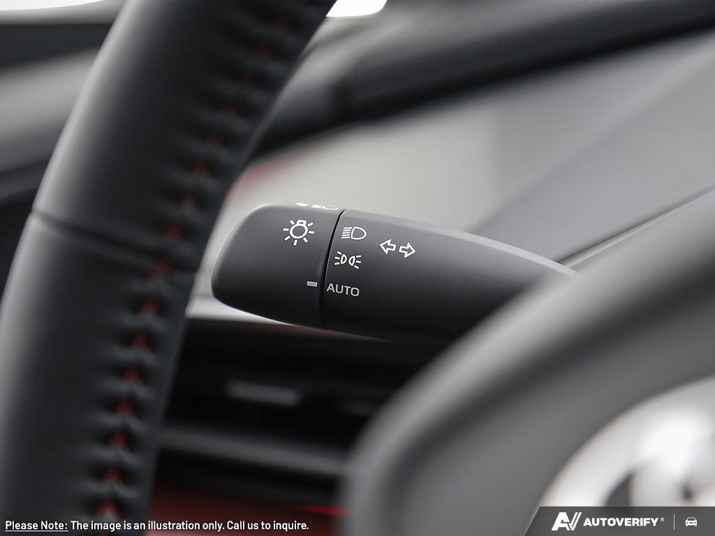 2027 Toyota Prius Plug-In Hybrid JTDACACU7V3086266 Wind Chill Pearl Sherbrooke - photo #25