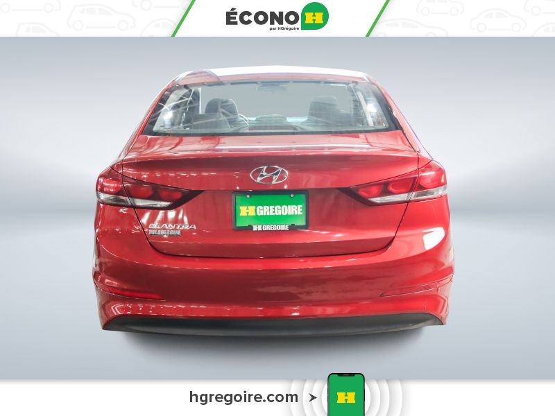 Hyundai Elantra 2017 Rouge Saint-Eustache - photo #5