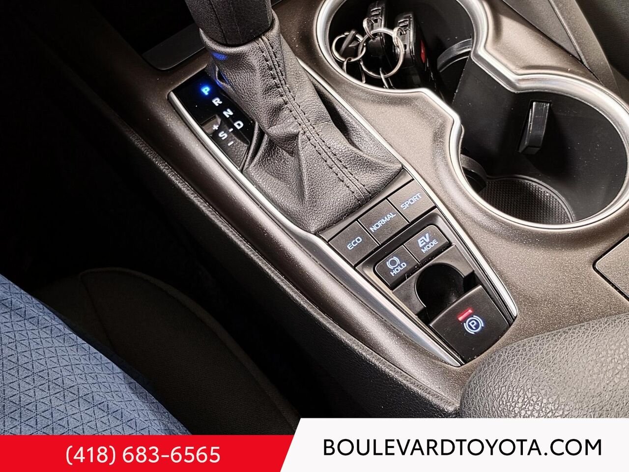 Toyota Camry 550000-65 | HYBRIDE LE 2022 Blanc Québec - photo #16
