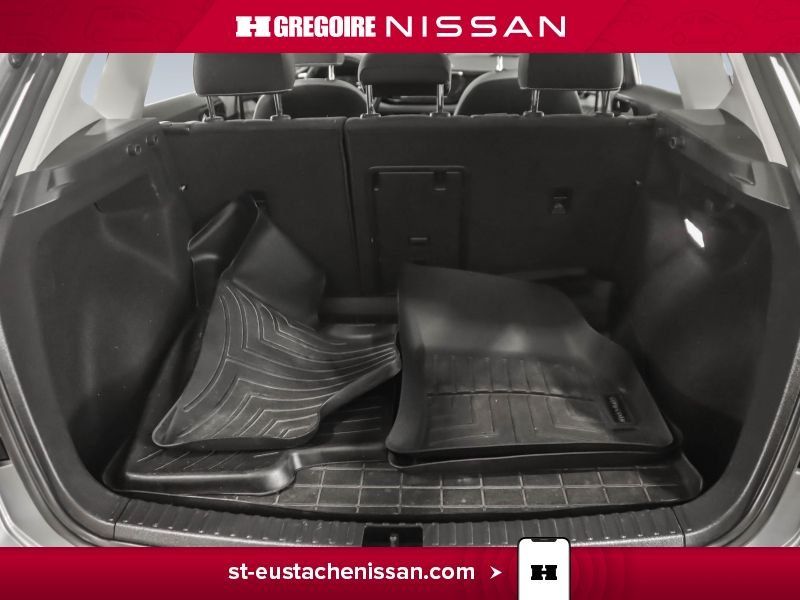 2024 Volkswagen Taos Grey Laval - photo #28