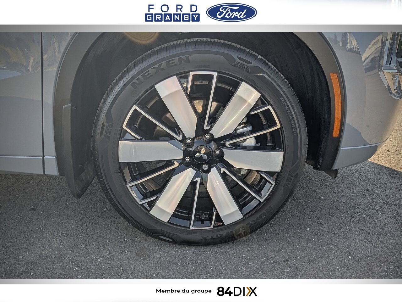 2025 Mitsubishi Outlander Blue Granby - photo #8