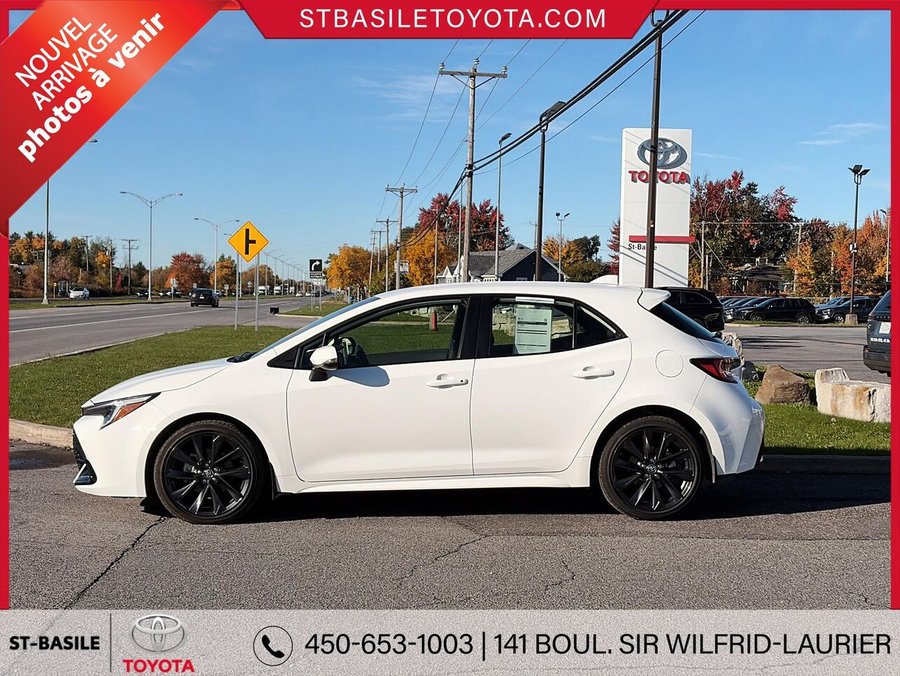 TOYOTA Corolla à hayon SE AMÉLIORÉ FWD 2025 Blanc
