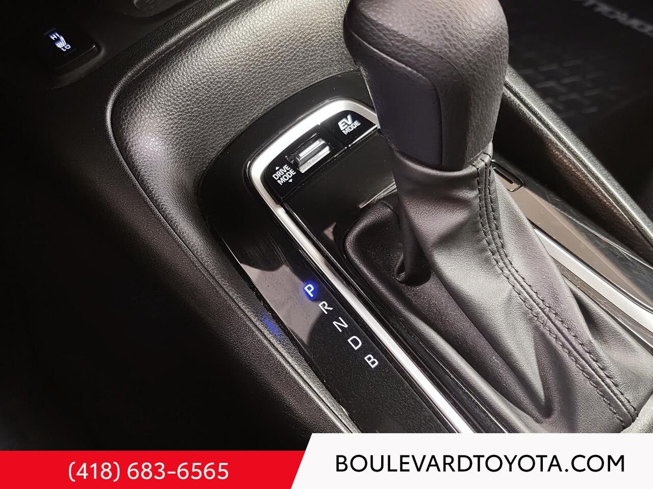 Toyota Corolla Hybride 100561A-114 | SE, AWD 2023 Blanc Québec - photo #15