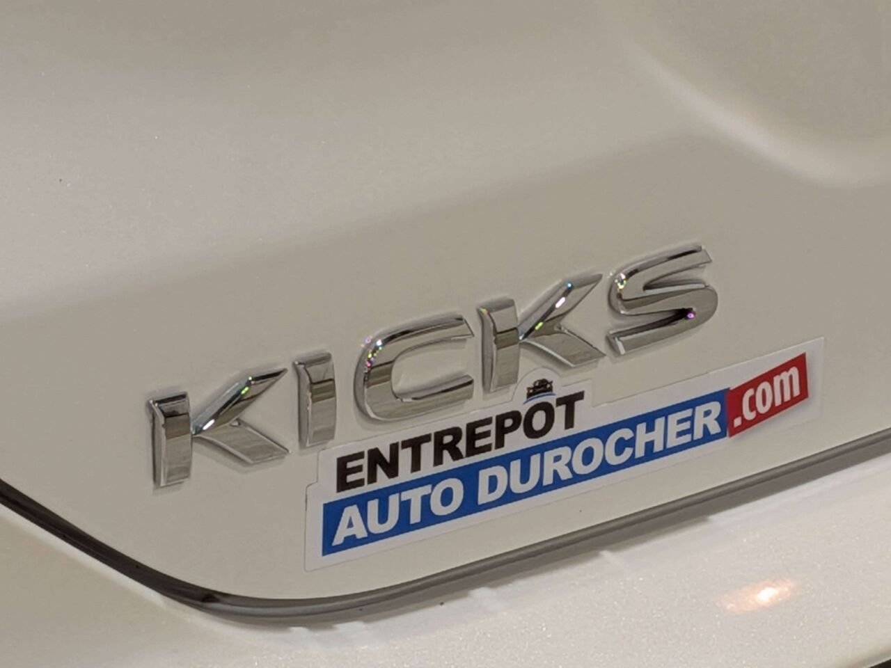 2024 Nissan Kicks SV FWD White Val-David - photo #31