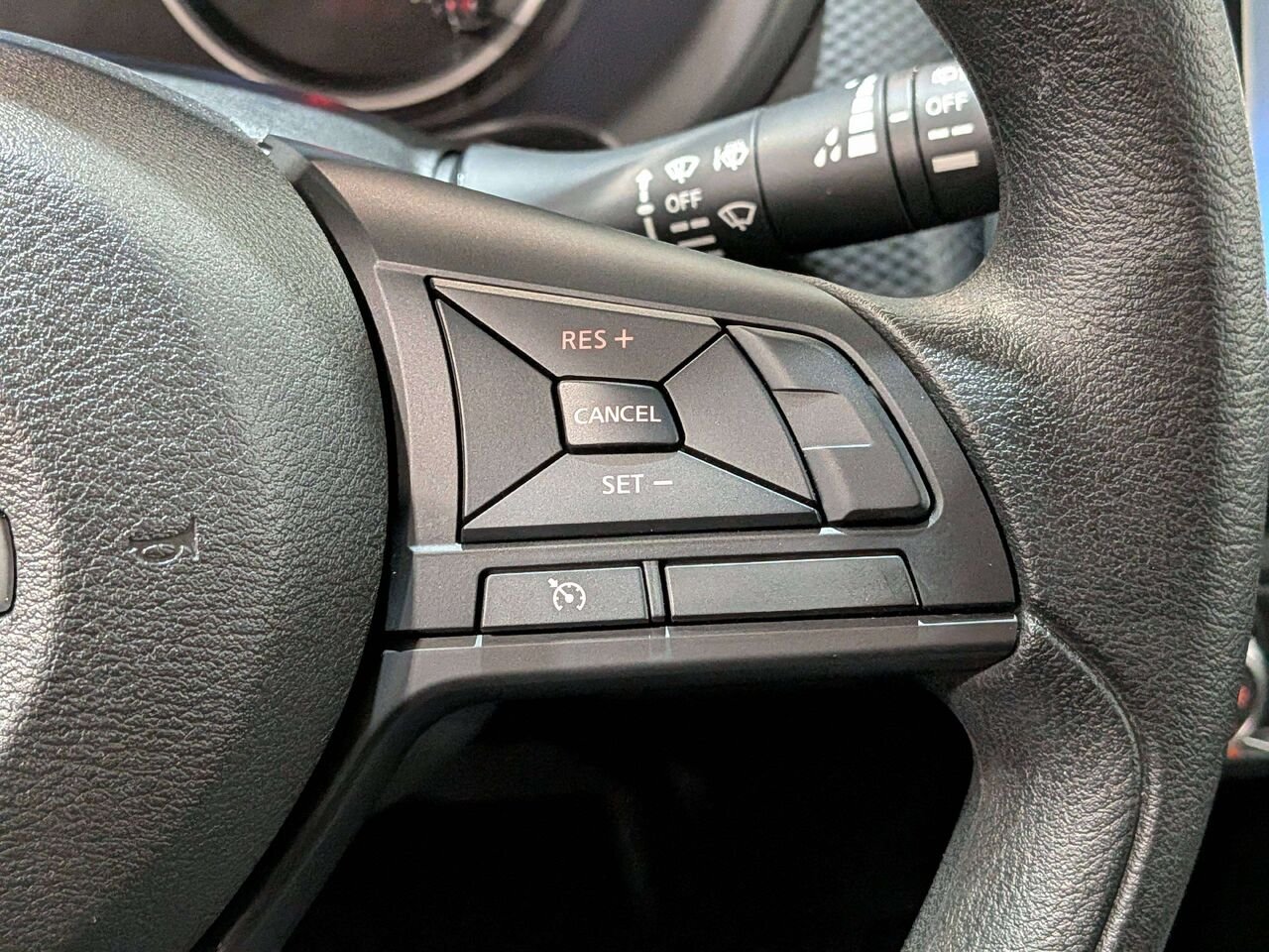 Nissan Kicks 2024 Blanc Val-David - photo #15
