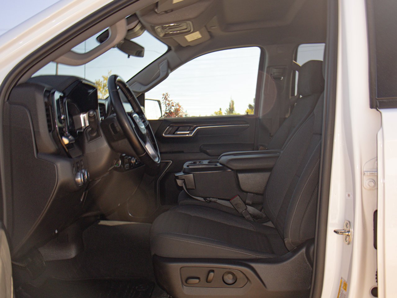 2024 GMC Sierra 1500 4WD Crew Cab 147 Elevation White Sherwood Park - photo #17