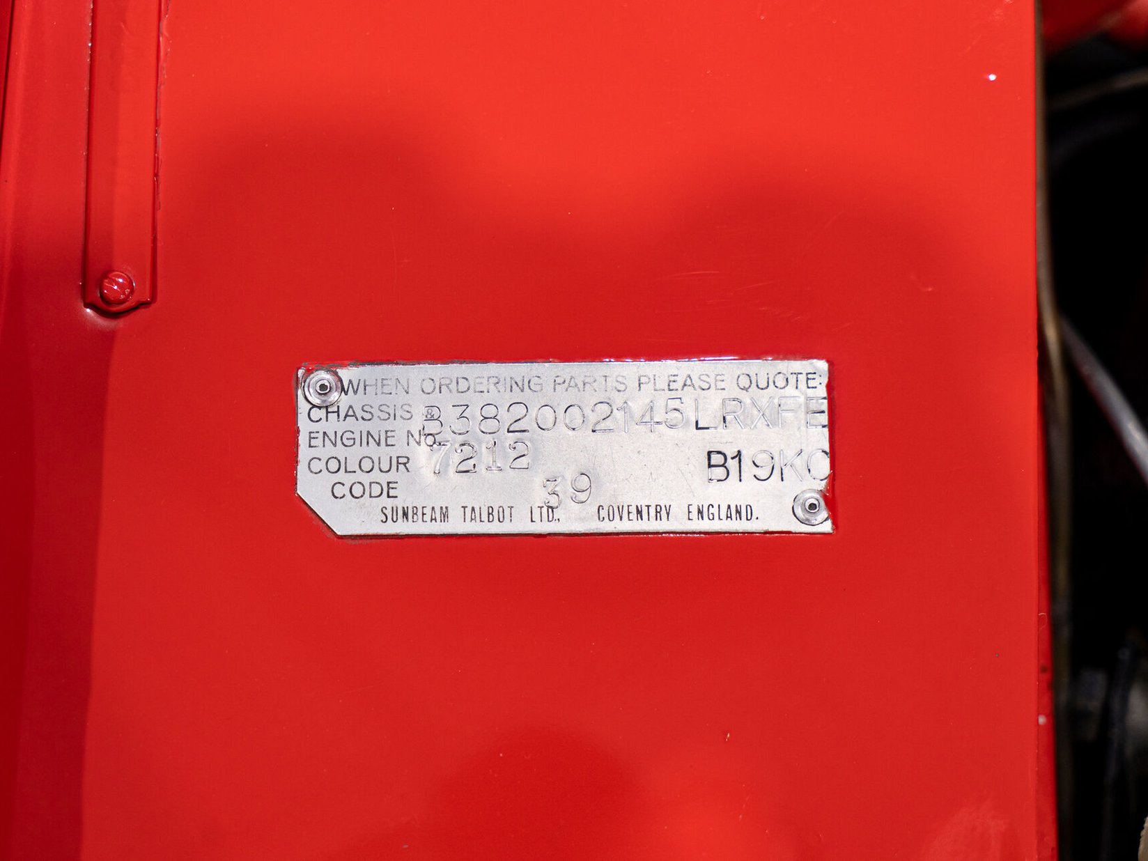 Sunbeam Tiger Unrestored with single repaint **PRIX EN USD** 1967 Rouge Montréal - photo #57