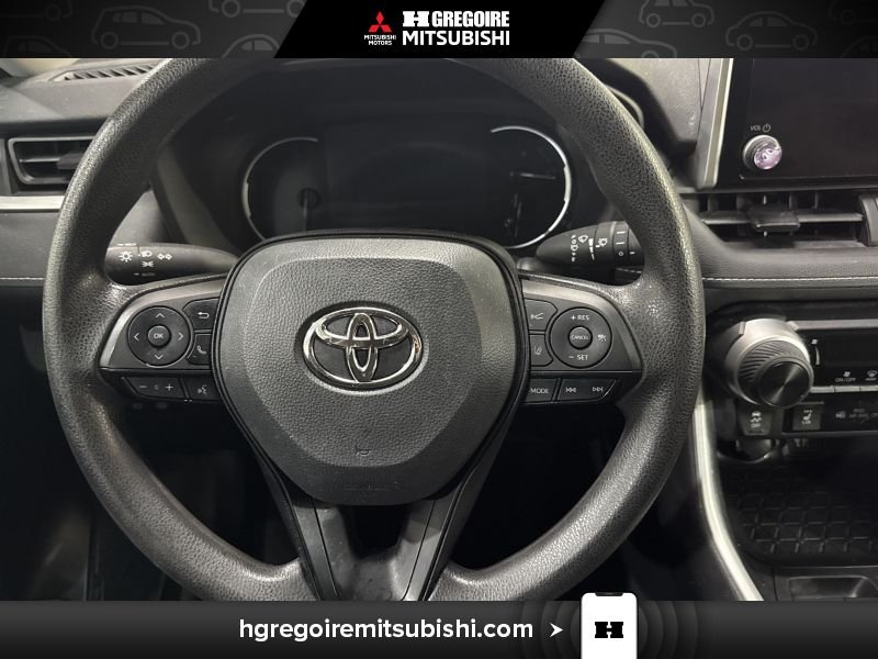2024 Toyota Rav 4 Black Saint-Eustache - photo #17