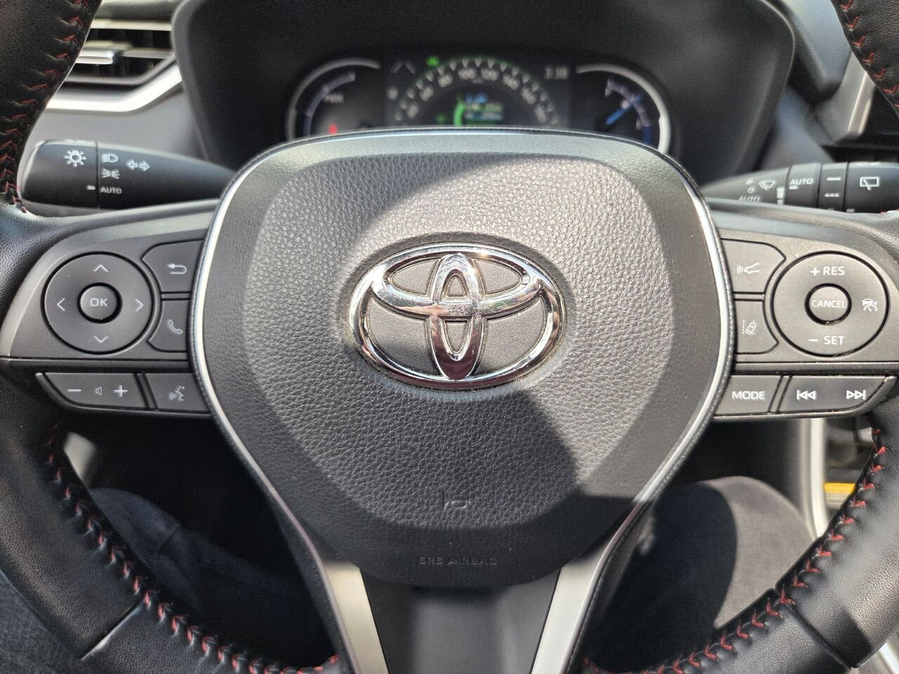 Toyota RAV4 PRIME 2021 Blanc Mont-Laurier - photo #24