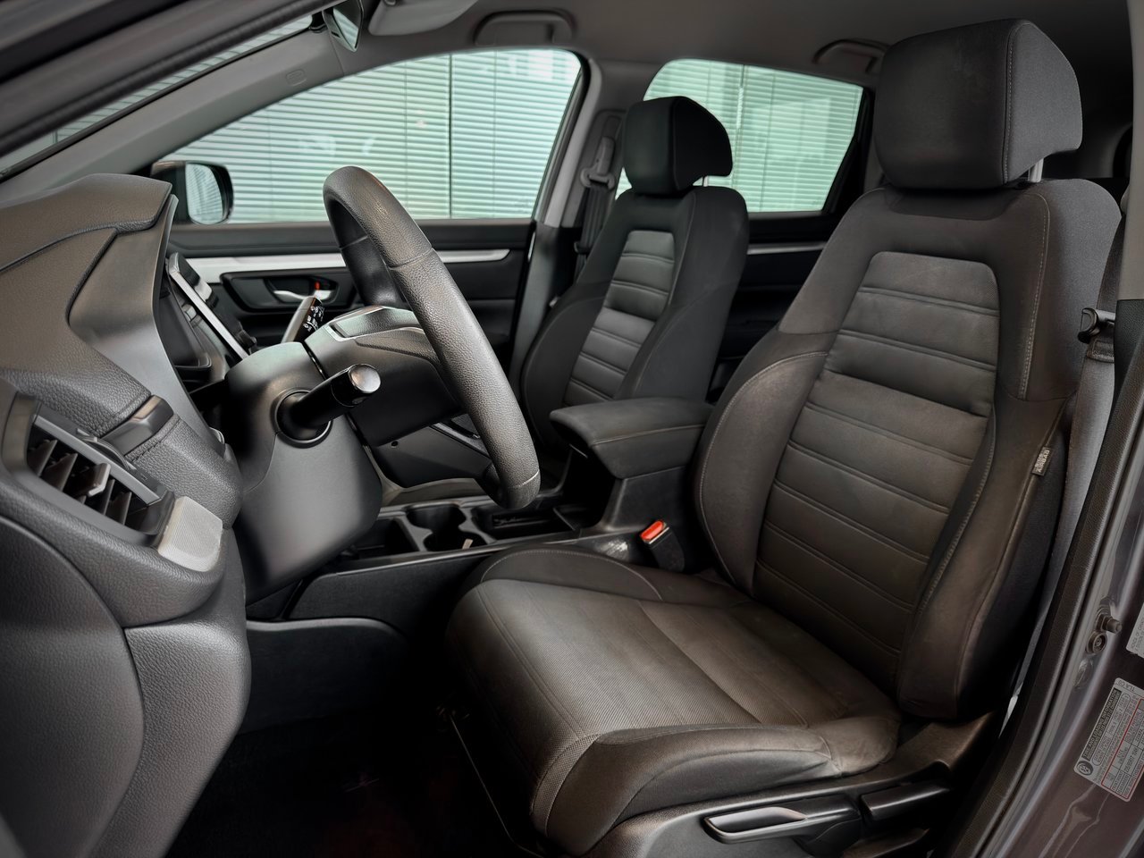 Honda CR-V LX 4WD 2017 Notre-Dame-des-Prairies - photo #14