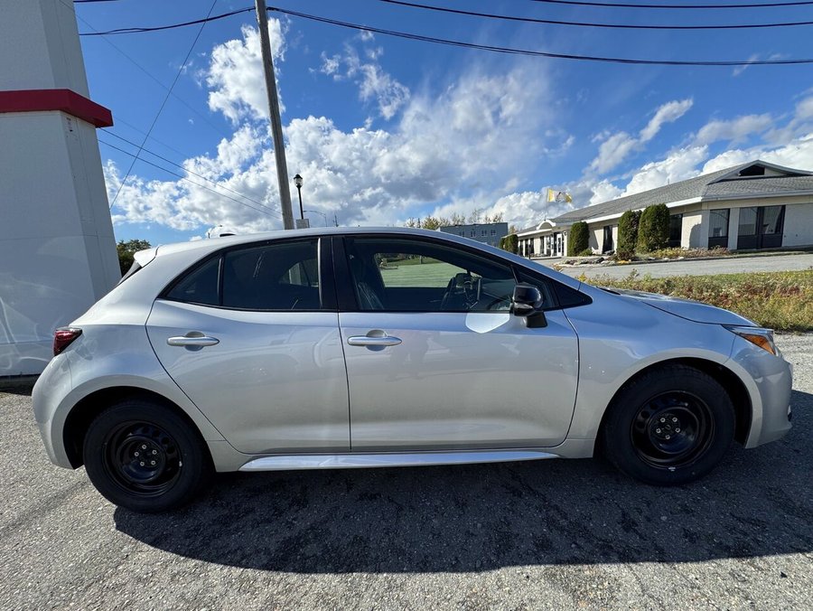 Toyota Corolla à hayon CVT 2027 Argent classique métallisé
