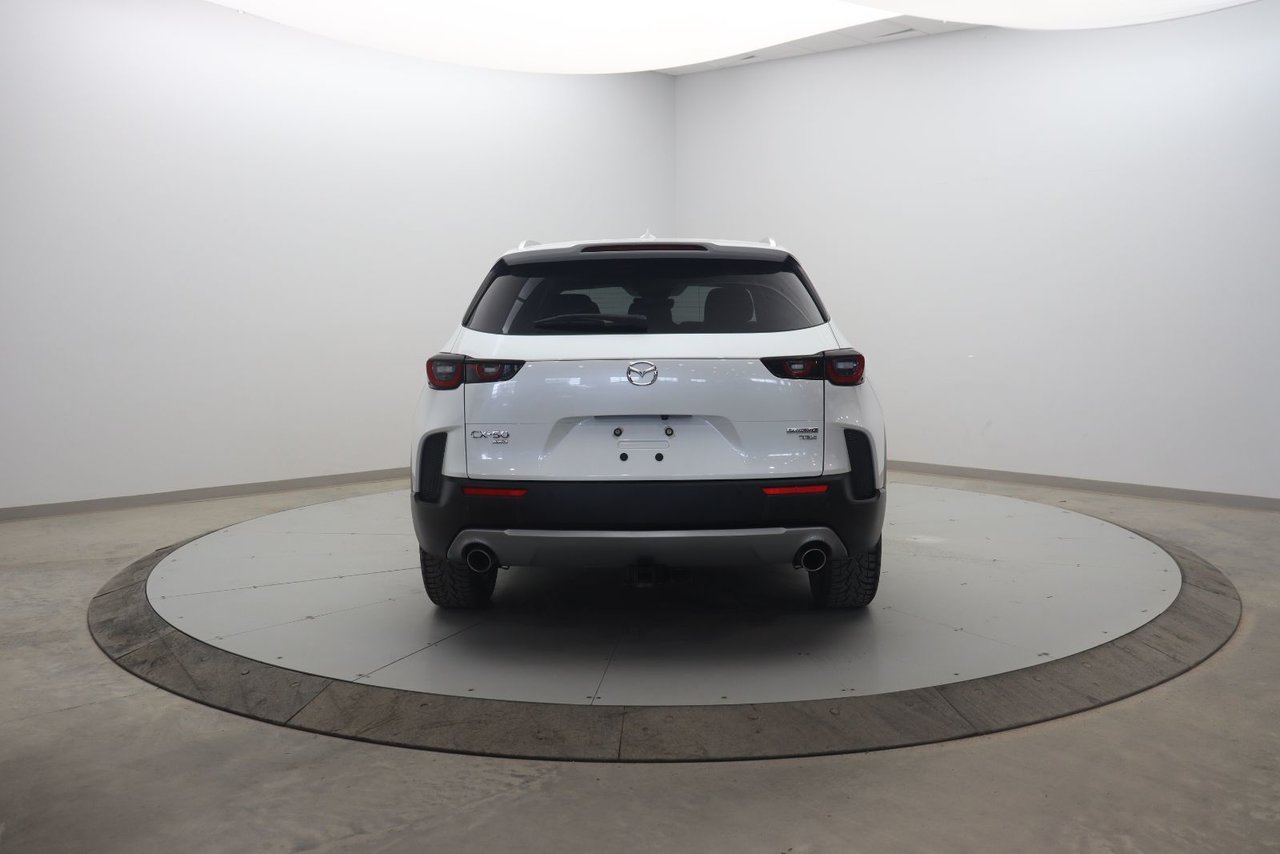 2023 Mazda CX-50 White Baie-Comeau - photo #4