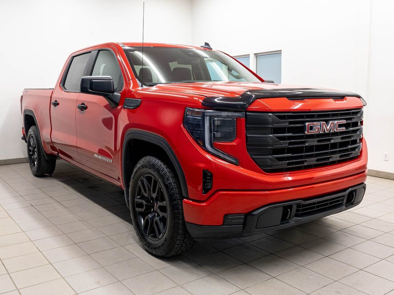 GMC Sierra 1500 PRO CREW 4X4 *EDITION GRAPHITE* CARPLAY BEDLINER 2024 Rouge Saint-Jérôme - photo #8
