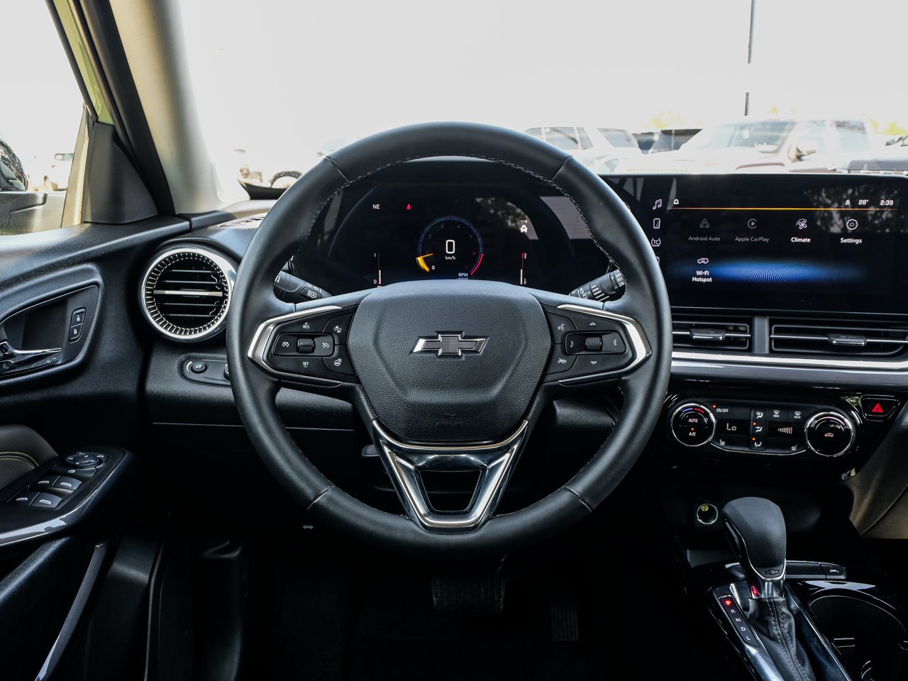 2025 Chevrolet Trax FWD 4dr ACTIV Green Sherwood Park - photo #19