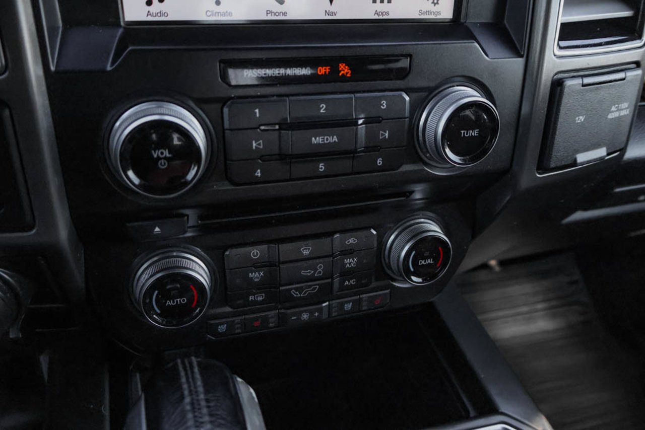 2017 Ford F-150 4WD SuperCrew 145 Limited Black Sherwood Park - photo #25