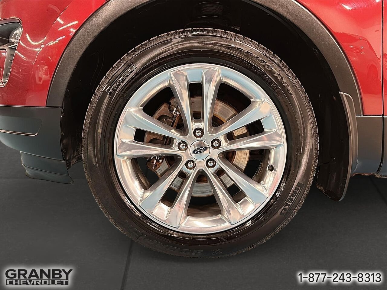2018 Ford Explorer XLT, quatre roues motrices | G3898 Red Granby - photo #9