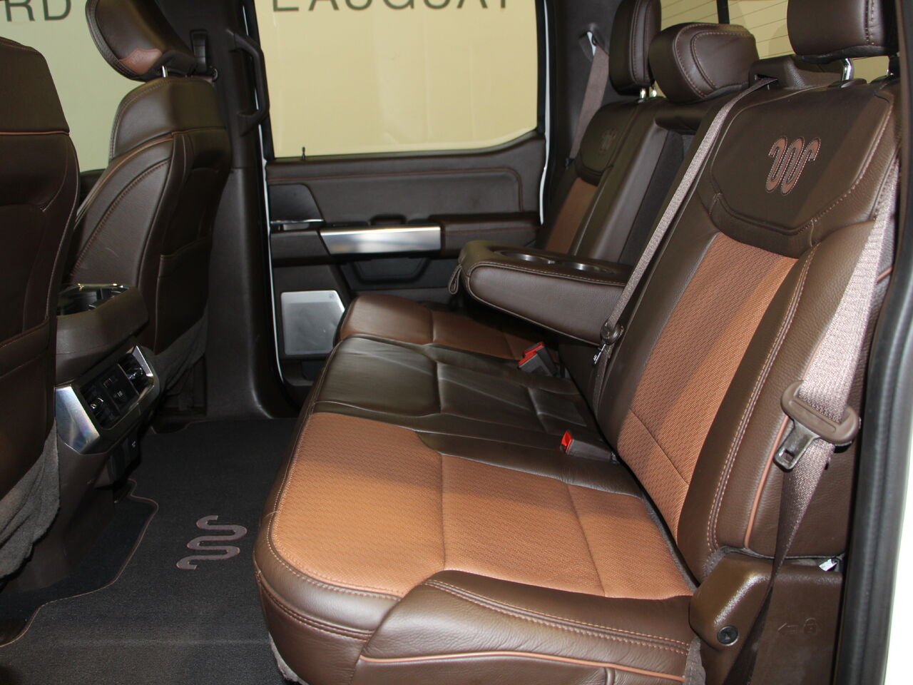 Ford Super Duty F-450 DRW King Ranch cabine 6 places 4RM caisse de 8 pi 2024 Blanc Châteauguay - photo #15