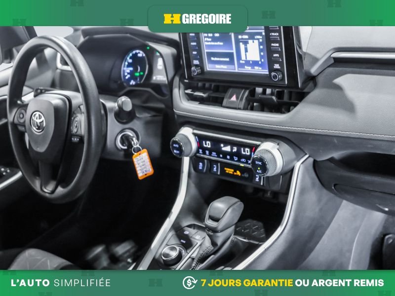2022 Toyota Rav 4 Silver Blainville - photo #24
