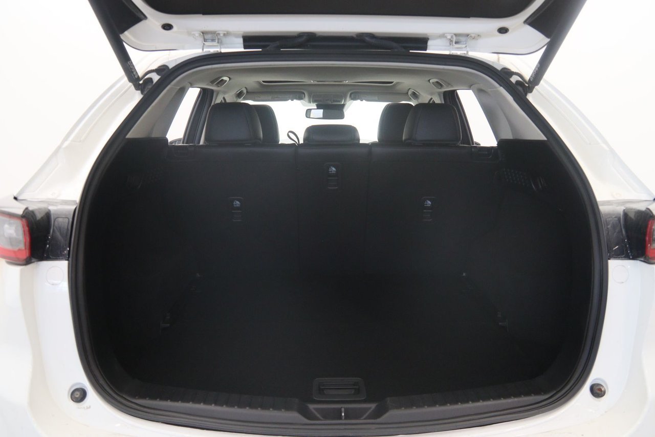 2023 Mazda CX-5 White Baie-Comeau - photo #18