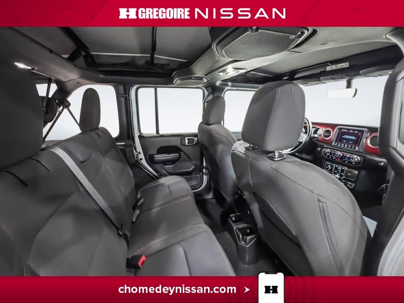 Jeep Wrangler 2023 Argent Blainville - photo #25