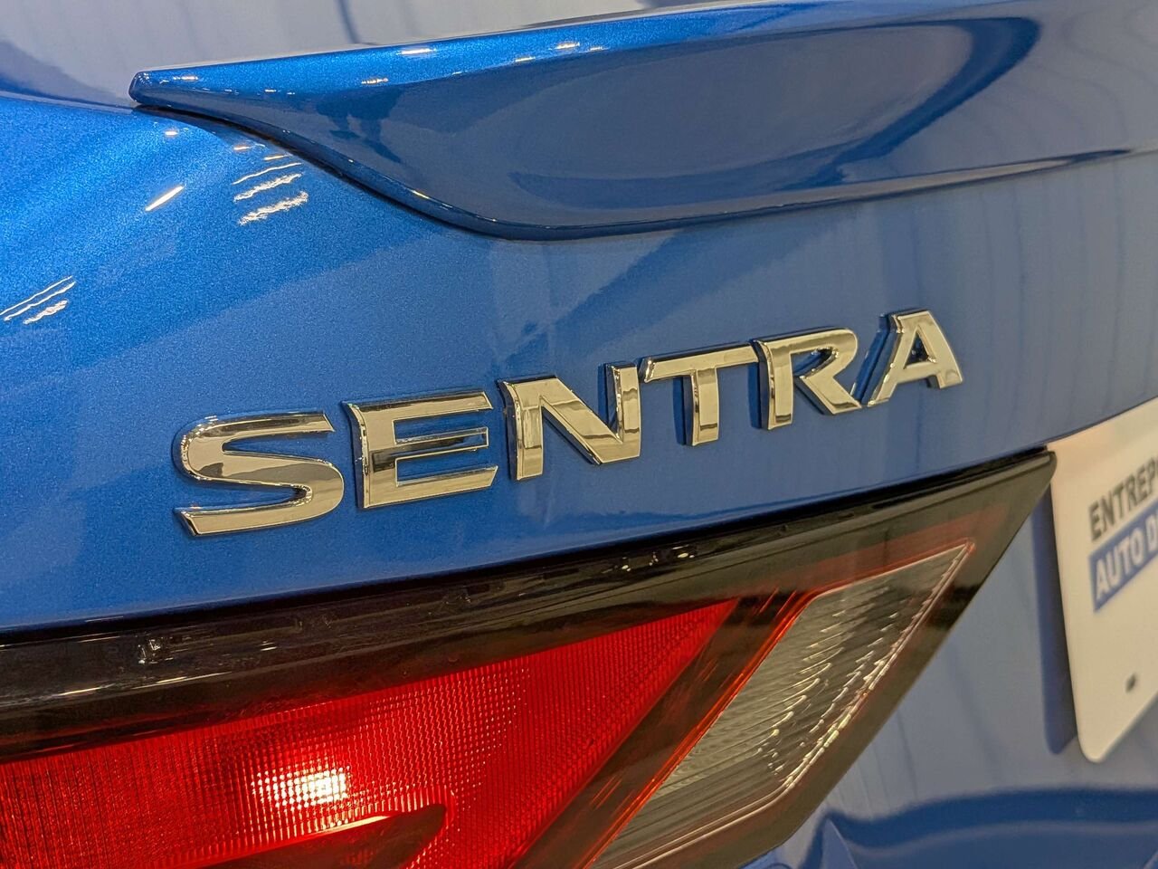 Nissan Sentra SR Manual 2024 Bleu Mirabel - photo #32