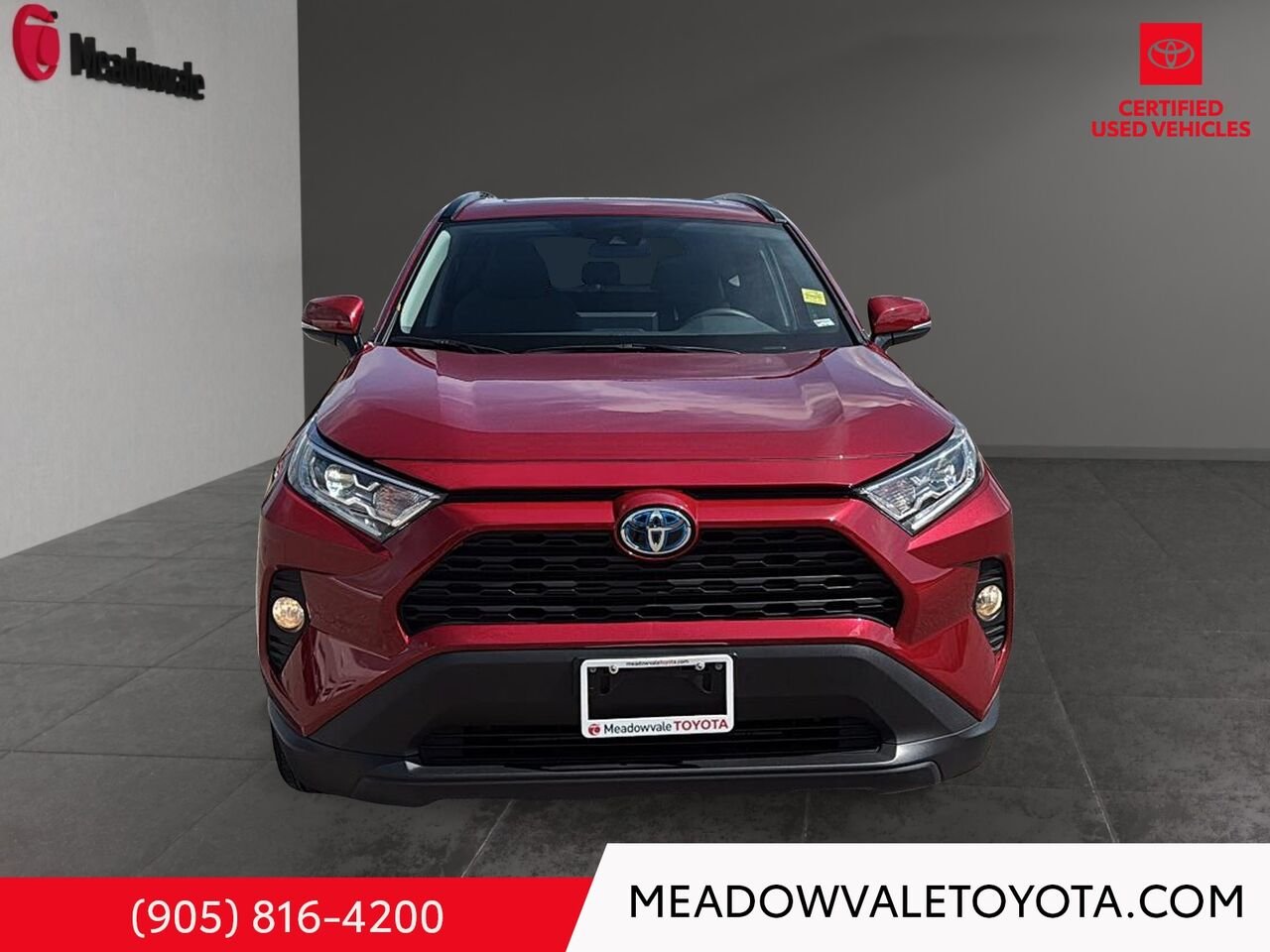 2021 Toyota RAV4 One owner, Red Mississauga - photo #1