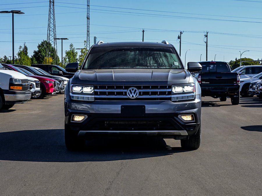2018 Volkswagen Atlas Execline 4Motion 3.6L 6 Passenger | Panoramic Sunroof Grey