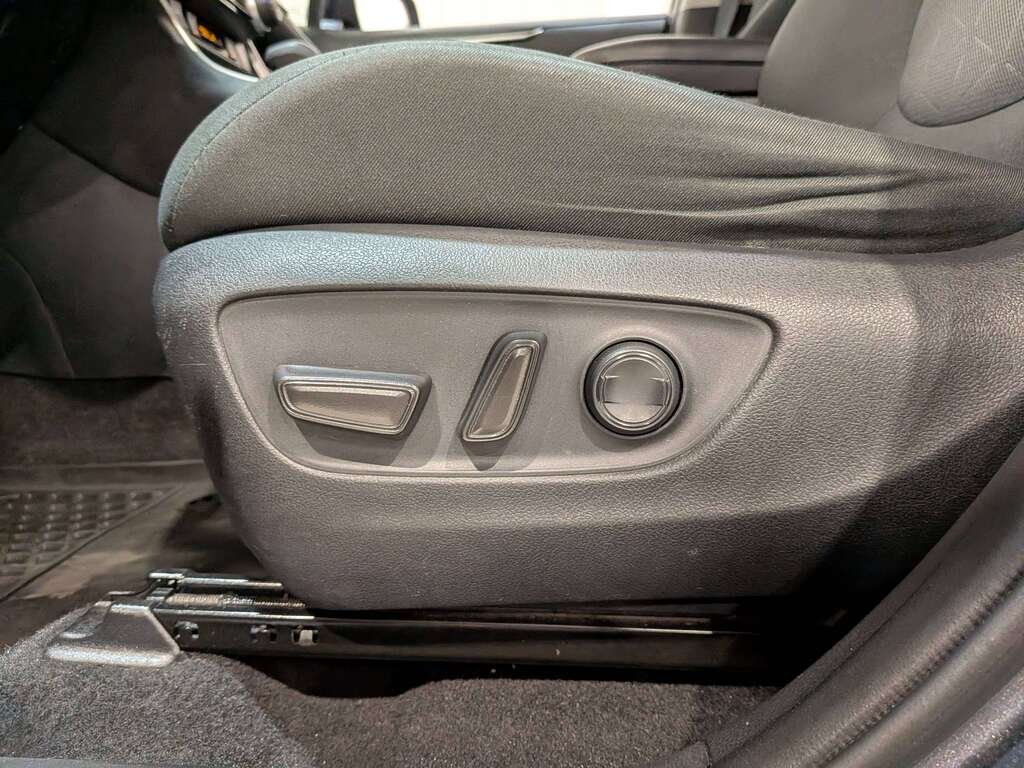 Toyota RAV4 AWD XLE 2019 Gris Val-David - photo #30