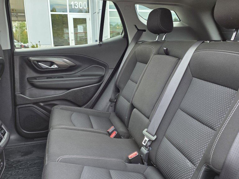 GMC Terrain SLE Elevation AWD 2024 Noir Mont-Laurier - photo #17