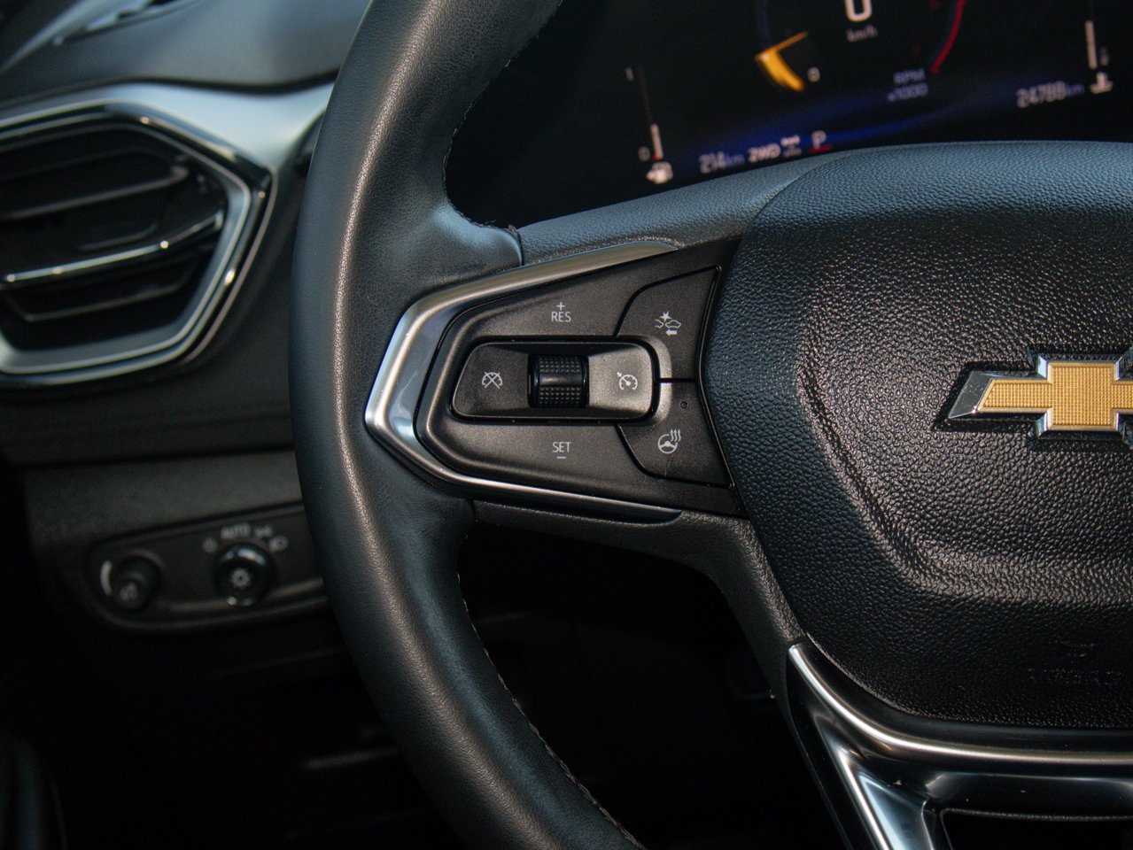 2024 Chevrolet Trailblazer AWD 4dr LT Grey Sherwood Park - photo #22