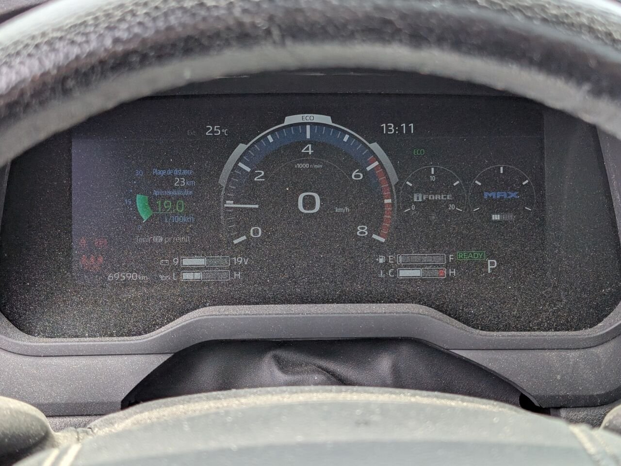 Toyota Tundra hybride LIMITED/AWD/SIÈGES CHAUFFANTS ET VENTILLÉS/TOIT OUVRANT PANORAMIQUE/VOLANT CHAUFFANT/BLUETOOTH/AC 2023 Noir Sherbrooke - photo #15