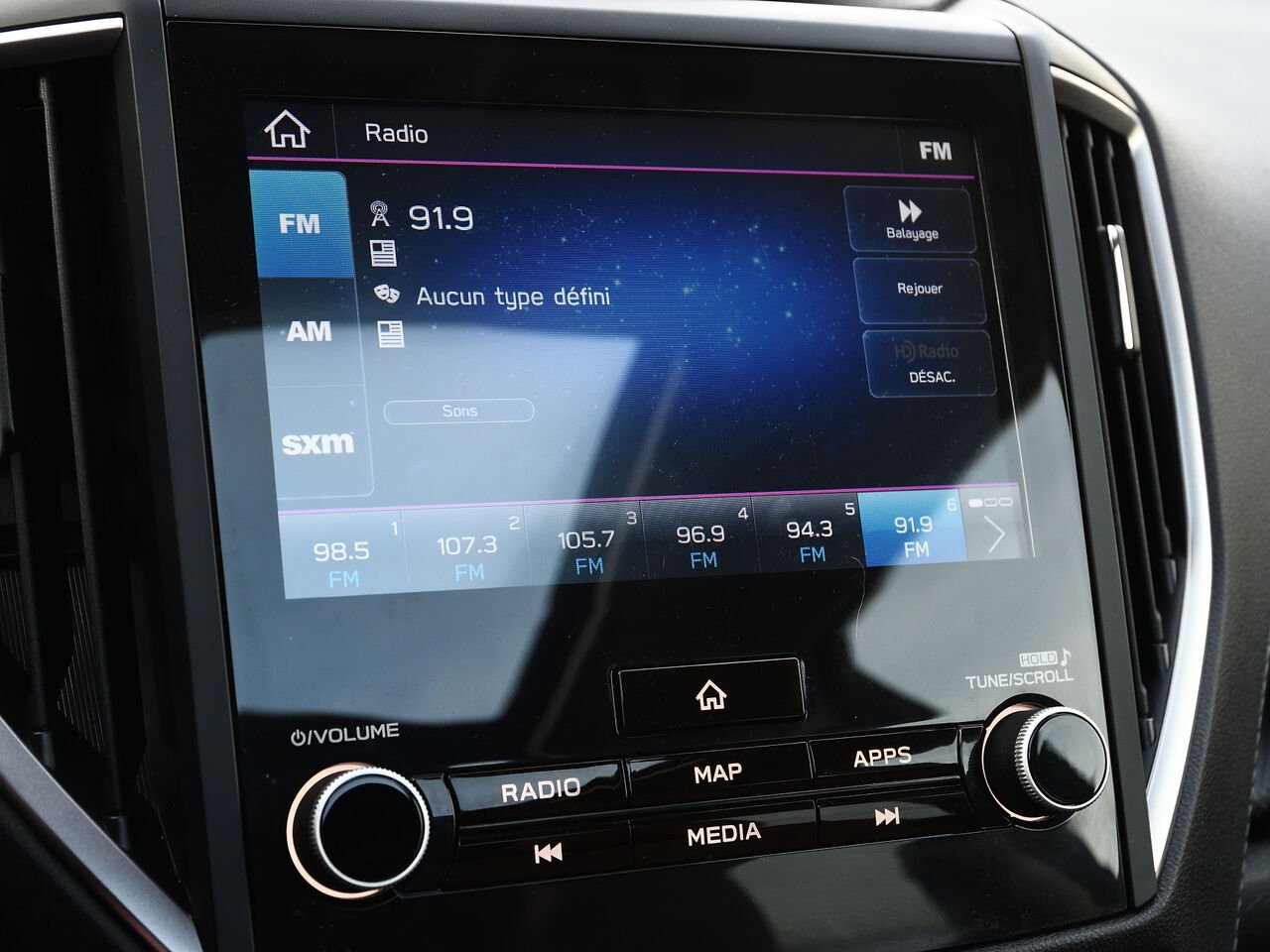 Subaru Forester Premier 2024 Noir Saint-Hyacinthe - photo #2