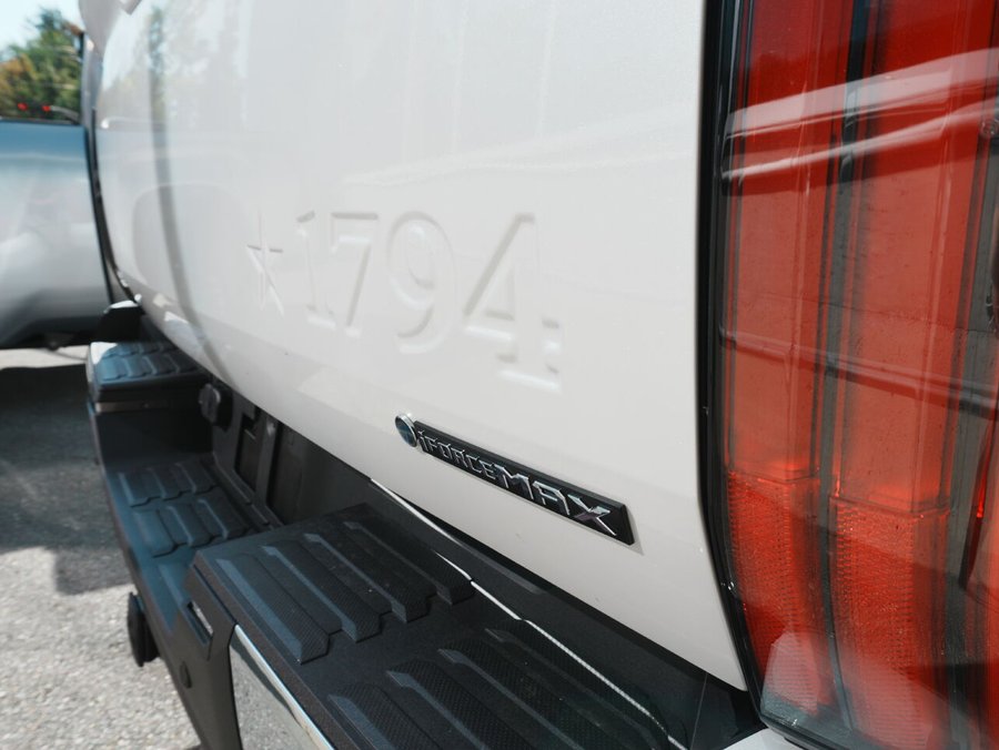 2026 Toyota Tundra 2026 Wind Chill Pearl