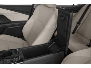 Toyota Camry XLE