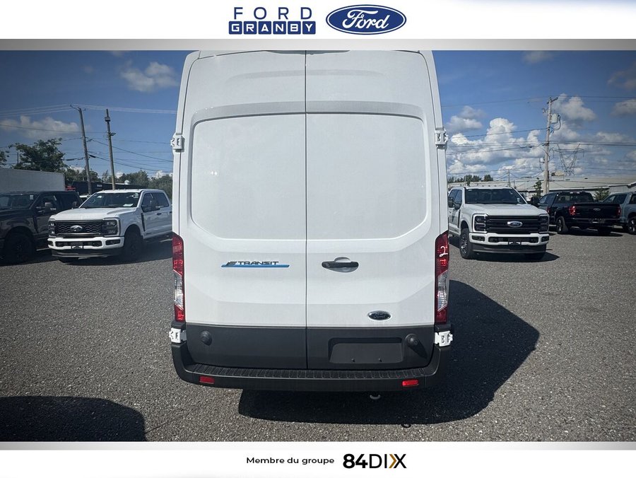 2025 Ford E-TRANSIT FOURGONNETTE UTILITAIRE White