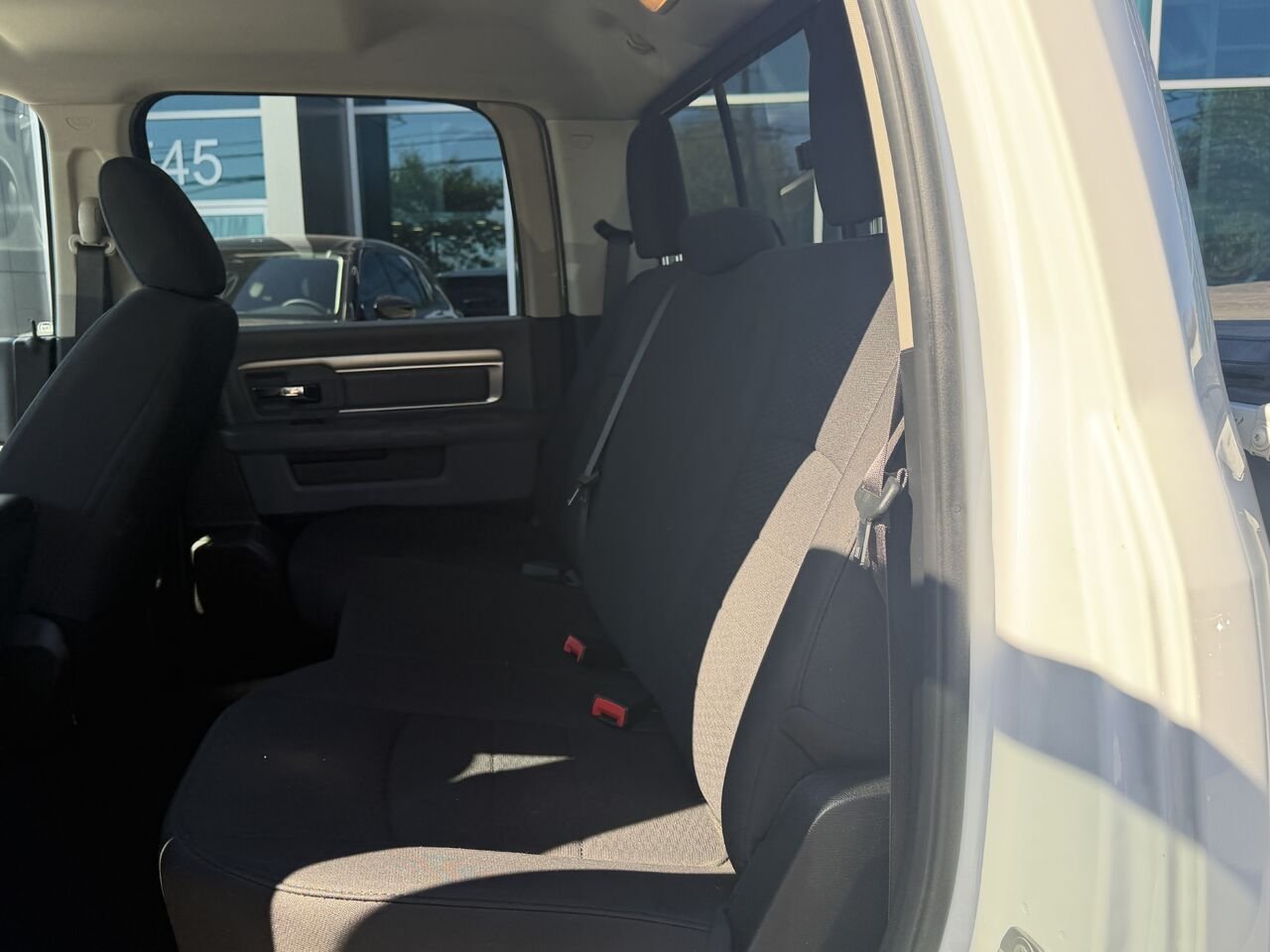 Ram 1500 Classic 2019 Blanc Ste-Marie - photo #6