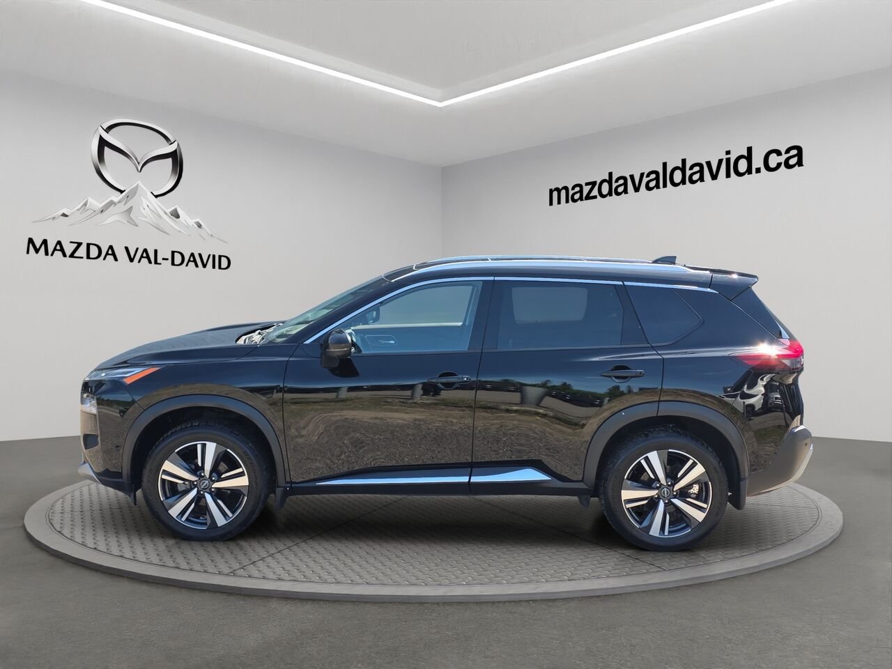 2023 Nissan Rogue Platine TI, Sièges en cuir, Navigation, toit ouvrant panoramique, détecteur d'angles morts Black Val-David - photo #1