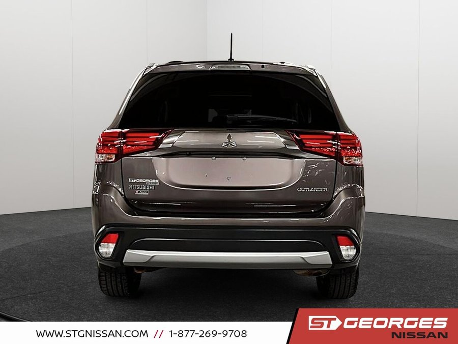 Mitsubishi Outlander GT GT AWC 4 portes 2016 Bronze
